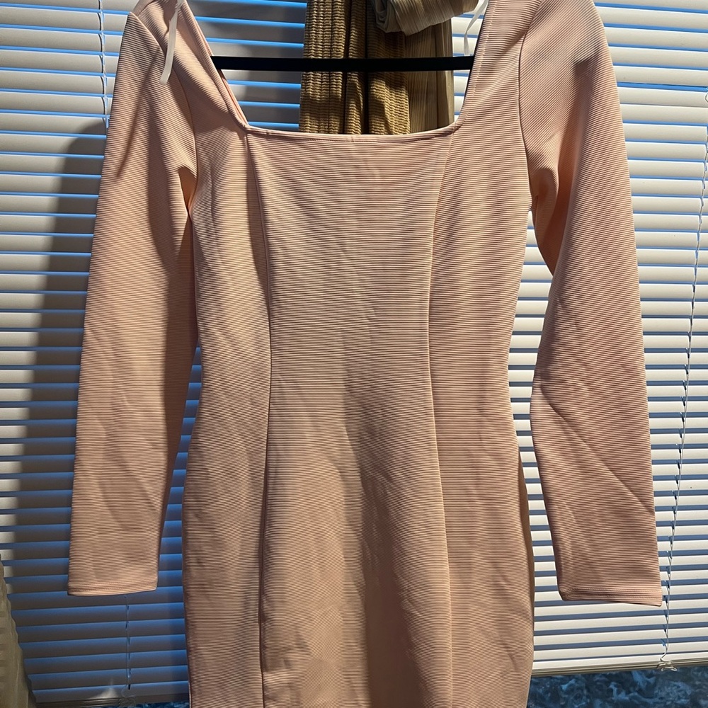 Elegant Pink Long Sleeve Dress